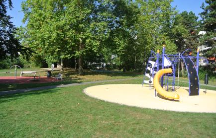 Place de jeux du parc La Tour